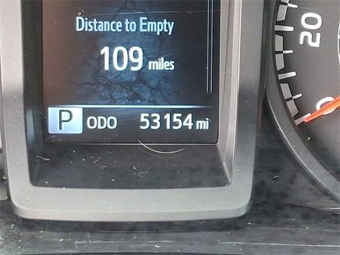 Used 2023 Toyota Tacoma SR image 18