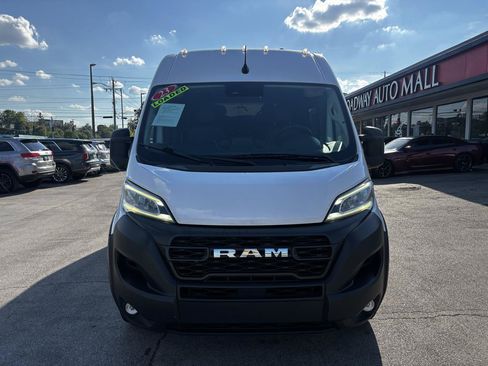 Used 2023 RAM ProMaster 3500 w/ Crew Van Package FWD image 8