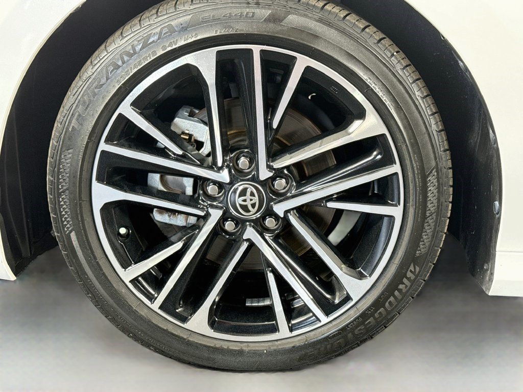 Used 2025 Toyota Camry XLE FWD image 37