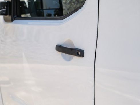 Used 2021 Nissan NV 2500 S RWD image 29