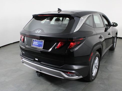 Used 2026 Hyundai Tucson SE image 16