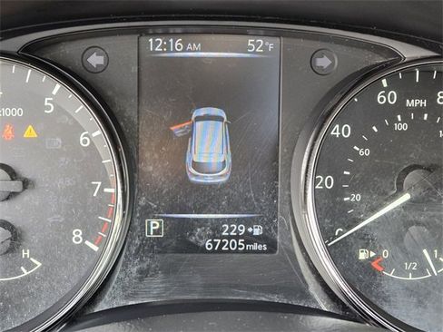 Used 2018 Nissan Rogue Sport S image 22