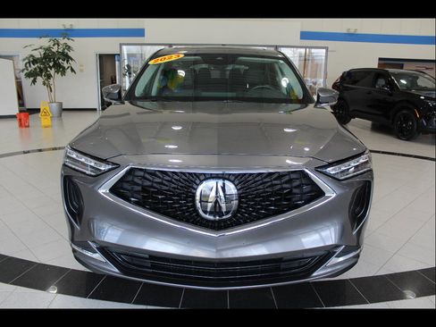 Used 2023 Acura MDX SH-AWD image 2