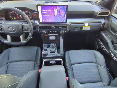 New 2025 Toyota 4Runner TRD Off-Road Premium AWD/4WD image 11