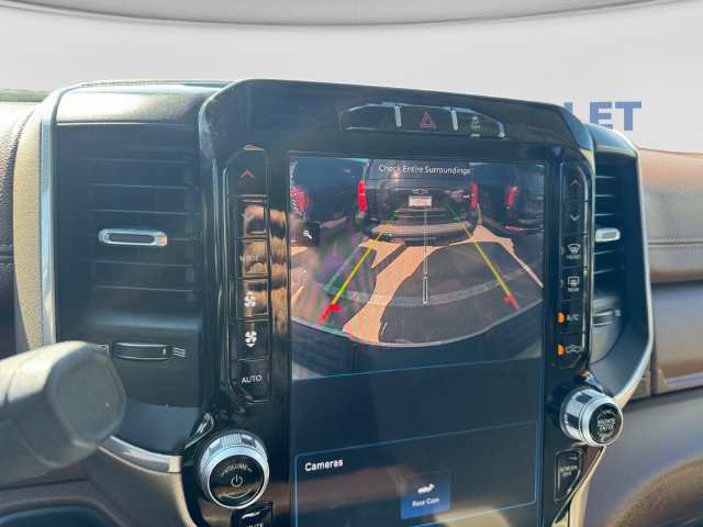 Used 2023 RAM 2500 Laramie AWD/4WD image 16