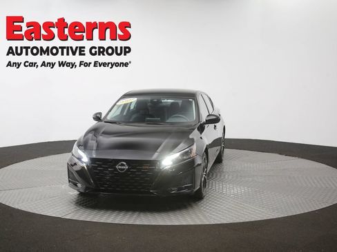 Used 2024 Nissan Altima 2.5 SR FWD image 53