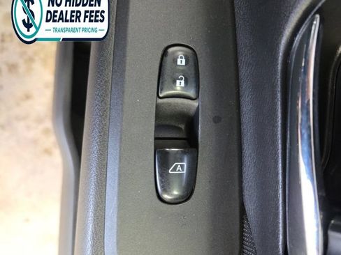 Used 2023 Nissan Kicks SV w/ Exterior Package FWD image 23