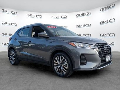 Used 2024 Nissan Kicks SV