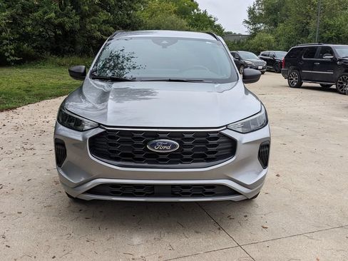Used 2024 Ford Escape ST-Line w/ Tech Pack #1 AWD/4WD image 8