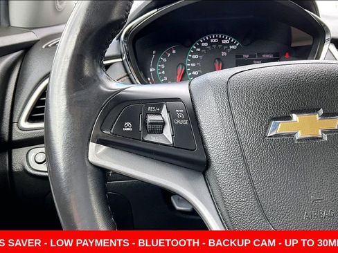 Used 2018 Chevrolet Trax LT w/ LT Convenience Package image 11
