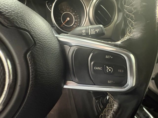 Used 2020 Jeep Gladiator Sport w/ Quick Order Package 24S AWD/4WD image 18