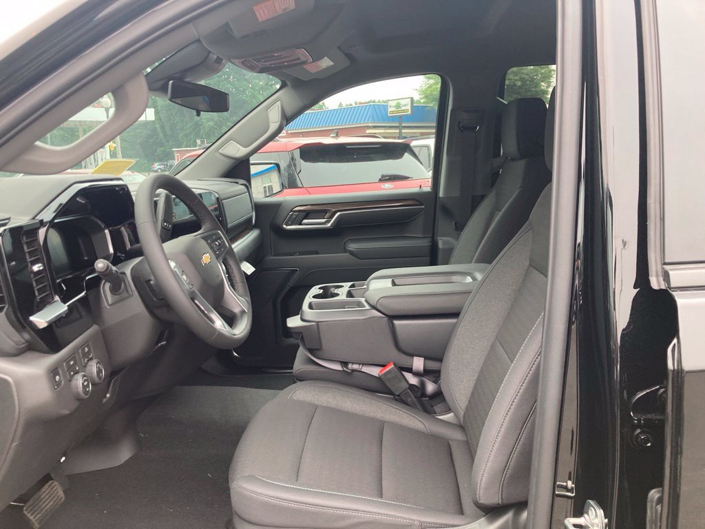 New 2026 Chevrolet Silverado 1500 LT AWD/4WD image 3