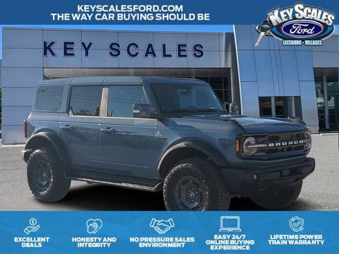 New 2025 Ford Bronco Outer Banks w/ Sasquatch Package image 1