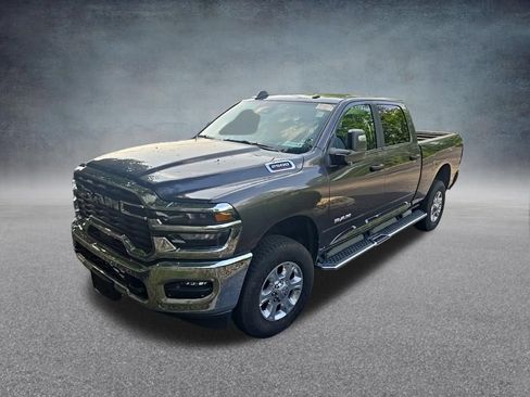 Used 2026 RAM 2500 Big Horn AWD/4WD image 4