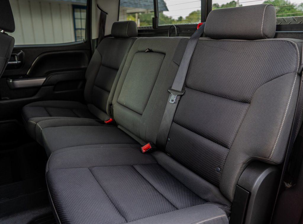 Used 2018 Chevrolet Silverado 1500 LT w/ All Star Edition AWD/4WD image 30