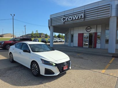 Used 2025 Nissan Altima 2.5 SV