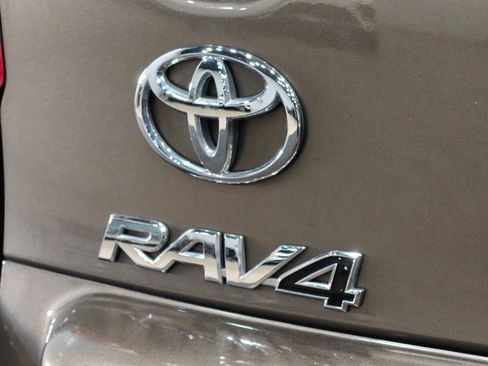 Used 2012 Toyota RAV4 4WD w/ Upgrade Value Pkg image 30