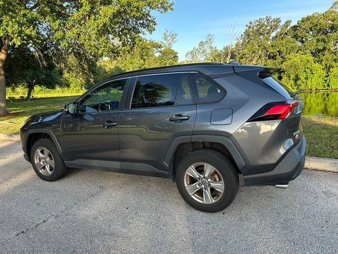 Certified 2023 Toyota RAV4 XLE w/ Convenience Package FWD image 4