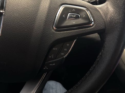 Used 2017 Lincoln MKC Premiere FWD image 23