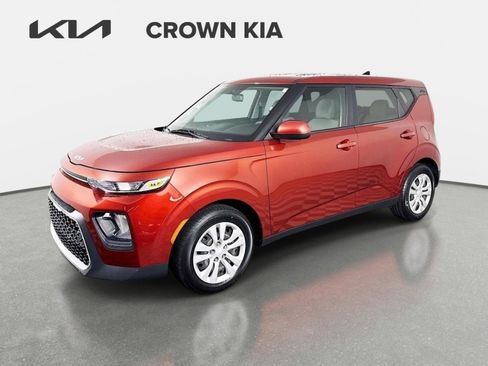 Used 2022 Kia Soul LX FWD image 1