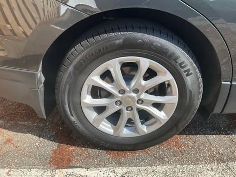 Used 2020 Chevrolet Equinox LT AWD/4WD image 11