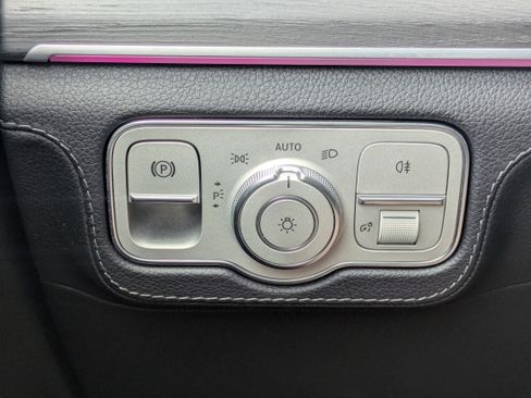 Used 2023 Mercedes-Benz GLE 450 4MATIC image 36