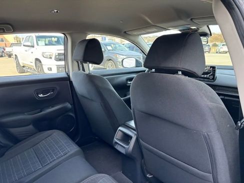 Used 2024 Honda HR-V LX image 25