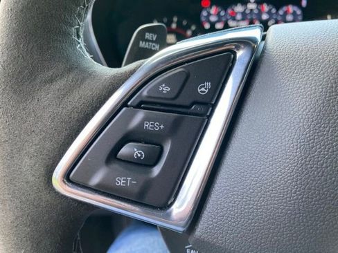 Used 2023 Chevrolet Camaro SS RWD image 13