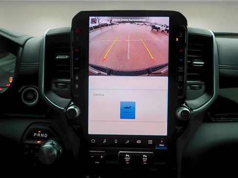 Used 2025 RAM 1500 Laramie image 17