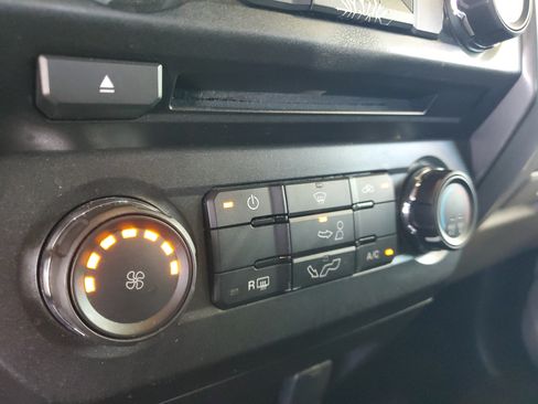 Used 2017 Ford F150 XLT w/ Equipment Group 301A Mid RWD image 27