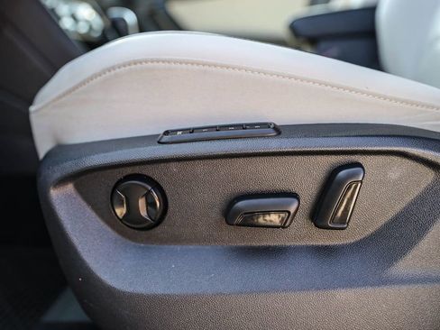 Used 2019 Volkswagen Tiguan SEL Premium AWD/4WD image 21