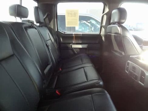 Used 2019 Ford F150 Lariat w/ Equipment Group 502A Luxury image 14