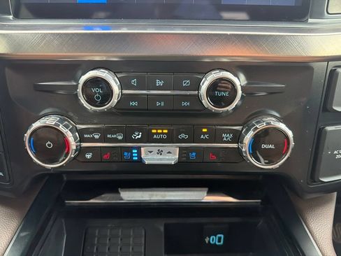 Used 2024 Ford F350 King Ranch w/ Chrome Package AWD/4WD image 33