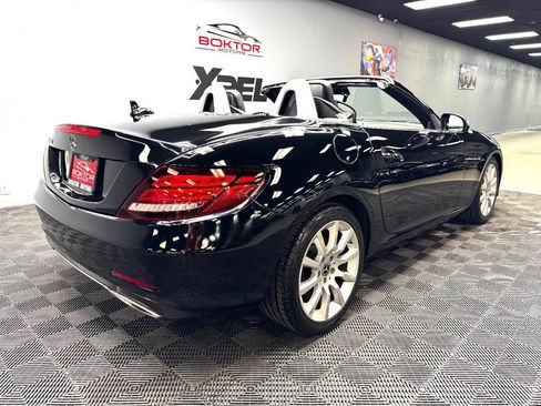 Used 2019 Mercedes-Benz SLC 300 w/ Premium Package image 20