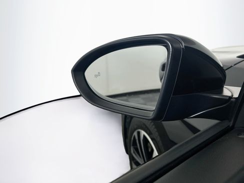 Used 2025 Volkswagen Jetta Sport FWD image 16