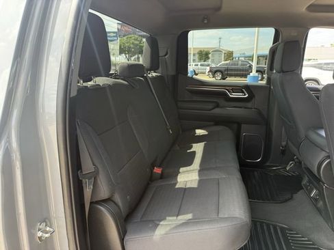 Certified 2024 Chevrolet Silverado 1500 LT RWD image 30