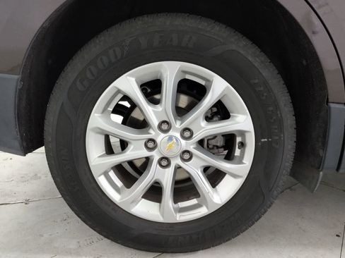 Used 2020 Chevrolet Equinox LT image 12