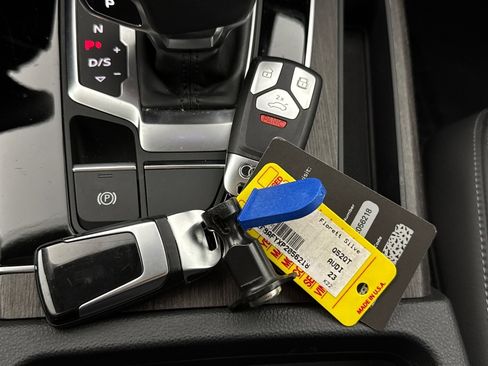 Used 2023 Audi Q5 2.0T Premium Plus w/ Premium Plus Package image 25