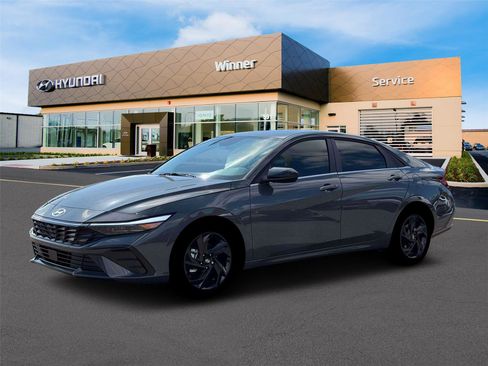 New 2026 Hyundai Elantra N Line FWD image 2