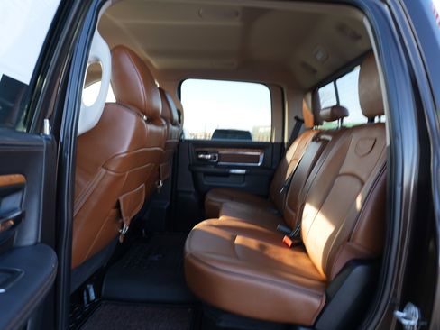 Used 2016 RAM 1500 Laramie Longhorn w/ Convenience Group image 18