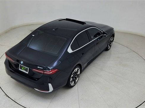 Used 2026 BMW 530i image 84