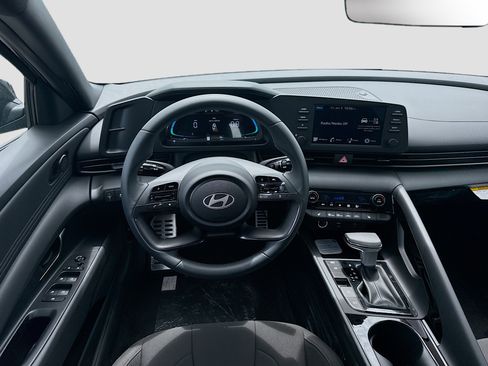 New 2026 Hyundai Elantra SEL Sport Premium FWD image 15
