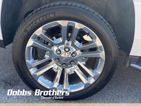 Used 2018 GMC Yukon SLT w/ Premium Edition image 15