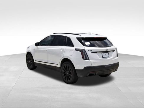 New 2026 Cadillac XT5 Sportv w/ LPO, Onyx Lite Package AWD/4WD image 3