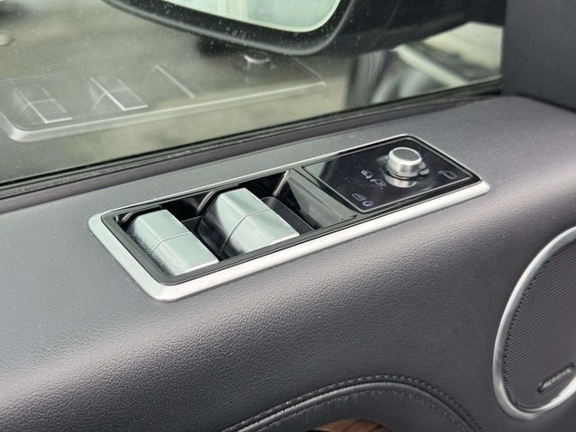 Used 2019 Land Rover Range Rover Supercharged AWD/4WD image 23