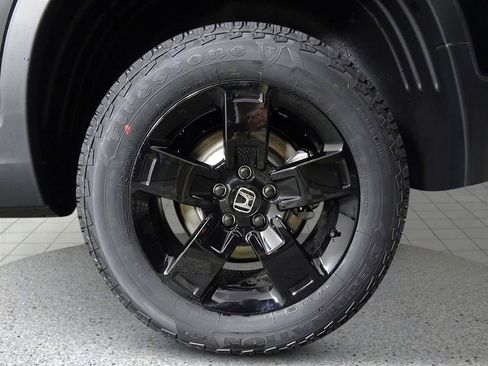 New 2026 Honda Ridgeline Black Edition image 10