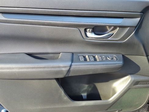 Used 2023 Honda CR-V LX image 11