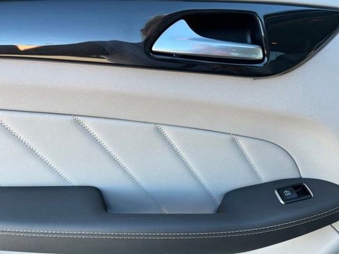 Used 2016 Mercedes-Benz GL 320 GL 350 image 16