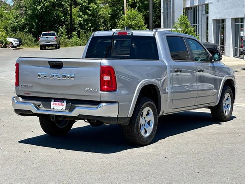 Used 2025 RAM 1500 Big Horn AWD/4WD image 24
