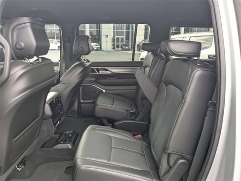 New 2026 Jeep Grand Wagoneer 4WD image 14